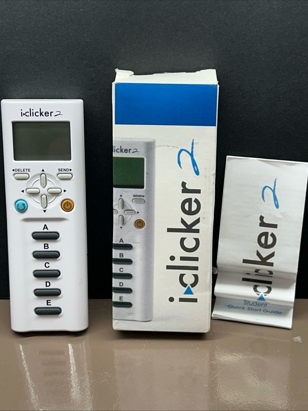 iClicker 2 Student Response Remote (2nd Edition) Includes Box and Start Guide